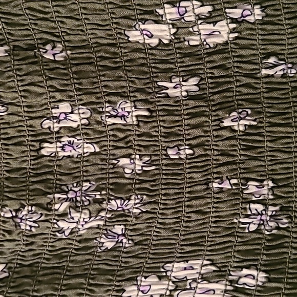 THEREABOUTS GIRLS GREEN & WHITE FLORAL SMOCKING DRESS SIZE XXS 4/5 - Picture 4 of 11